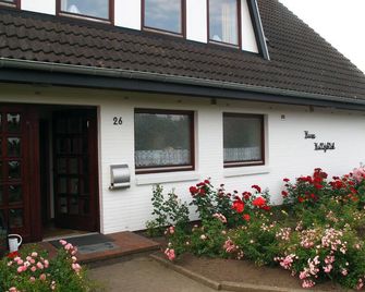 Haus-Halligblick-Ferienwohnung-Langenness - Dagebüll - Edificio