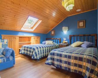 Casa De Verdes Turismo Rural - Cundins - Bedroom