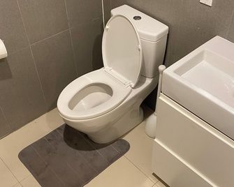 warm water front property great views - Queens