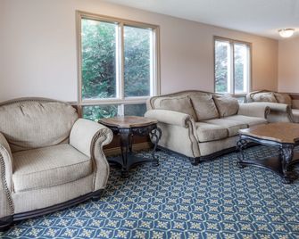 Howard Johnson by Wyndham Sunshine Plaza Ningbo - Ningbo - Living room