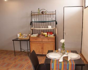 أواكا هوتل - أواغادوغو - غرفة طعام