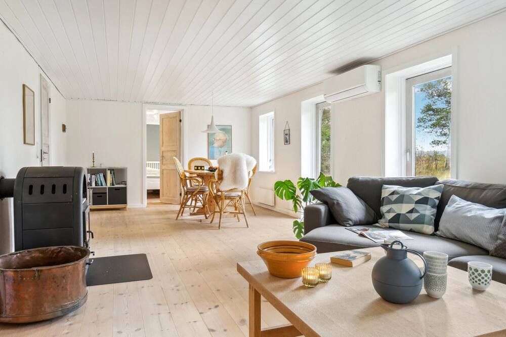 2 Bedroom Cozy Home In Fjerritslev - Fjerritslev - Living room