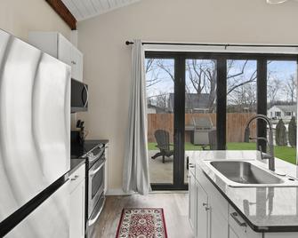 Little Cabin by The Lake - Canandaigua - Küche