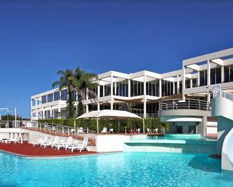 Absolute Beachfront Opal Cove Resort - Coffs Harbour - Piscina
