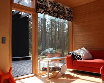 Awarded Modern Villa in the middle of Finnish lake district - Hirvensalmi - Sala de estar