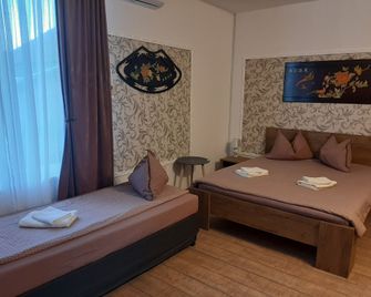 Vila Fortuna Auri - Oradea - Bedroom
