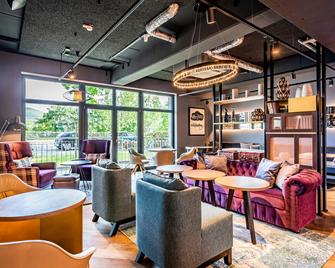 Premier Inn Heidelberg City Bahnstadt - Heidelberg - Lounge