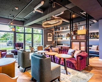 Premier Inn Heidelberg City Bahnstadt - Heidelberg - Lounge