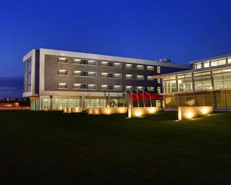 The Hotel at Kirkwood Center - Cedar Rapids - Rakennus