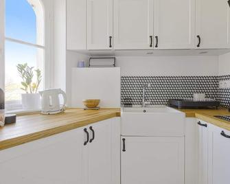 Studio Limpo - Welkeys - Hendaya - Cocina