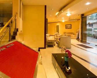 Devon Hotel - Kandy