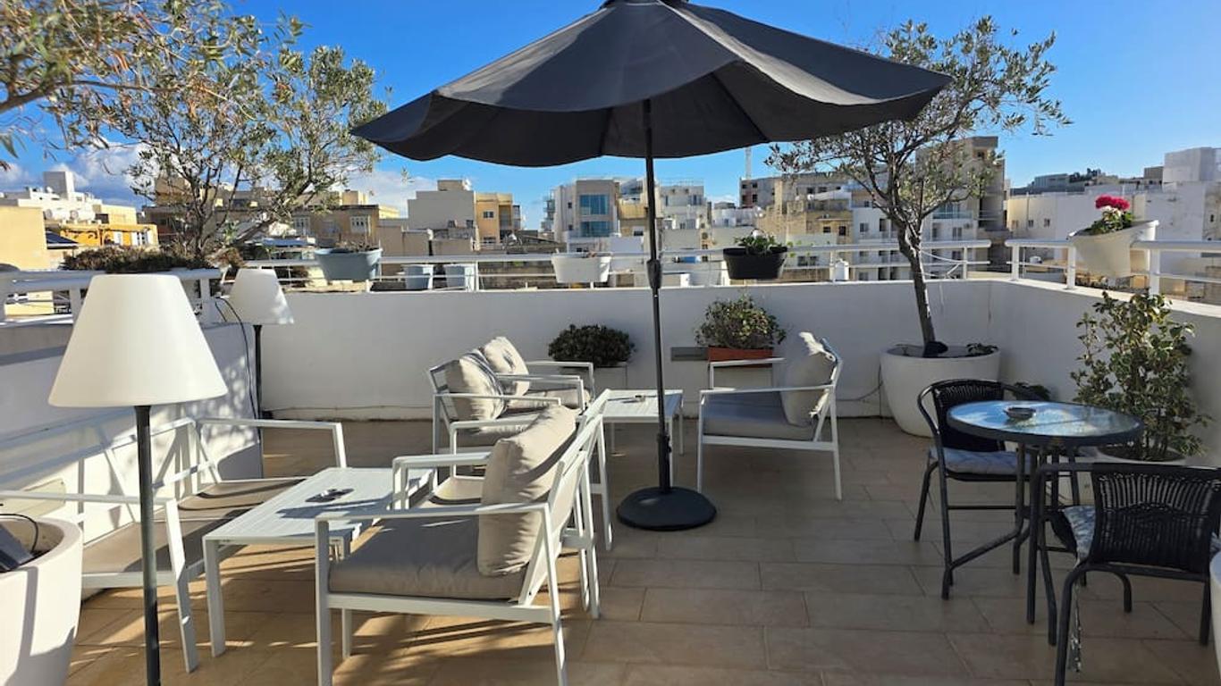 D Townhouse Boutique Suites