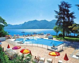 Hotel Residence Zust - Verbania - Pool
