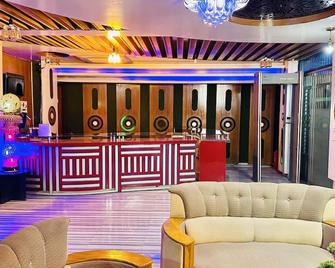 Star Residence - Dhaka - Rezeption