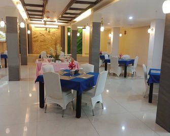 Manise Hotel - Ambon - Restaurant