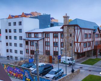Almasur Punta Arenas - Punta Arenas - Bygning