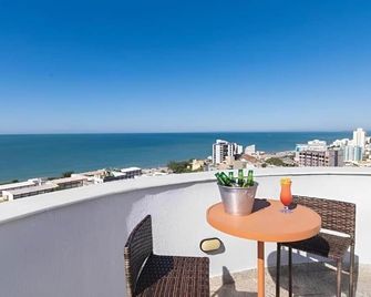 Royal Urban Macaé Hotel - Macaé - Balkon