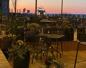 Tilghman Island Inn - Tilghman Island - Balcón