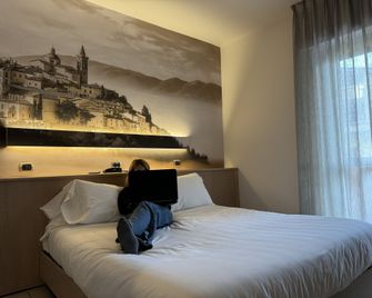 Hotel Cladan - Santa Maria degli Angeli - Habitación