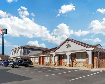 Hometowne Studios By Red Roof Georgetown, Ky - Georgetown - Edificio