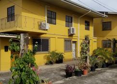 Sunflower Apartments Trinidad - Couva