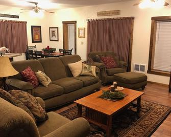 Johnson's Country Cabin - One price rents the entire home! - Afton - Living room