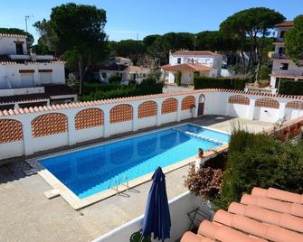 Casa Avinguda Montgo - l'Escala - Piscine