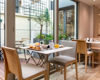 Hôtel Mercure Paris Montparnasse Raspail - París - Restaurante