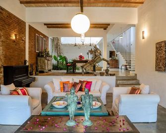 Goddess Kandy - Kandy - Essbereich