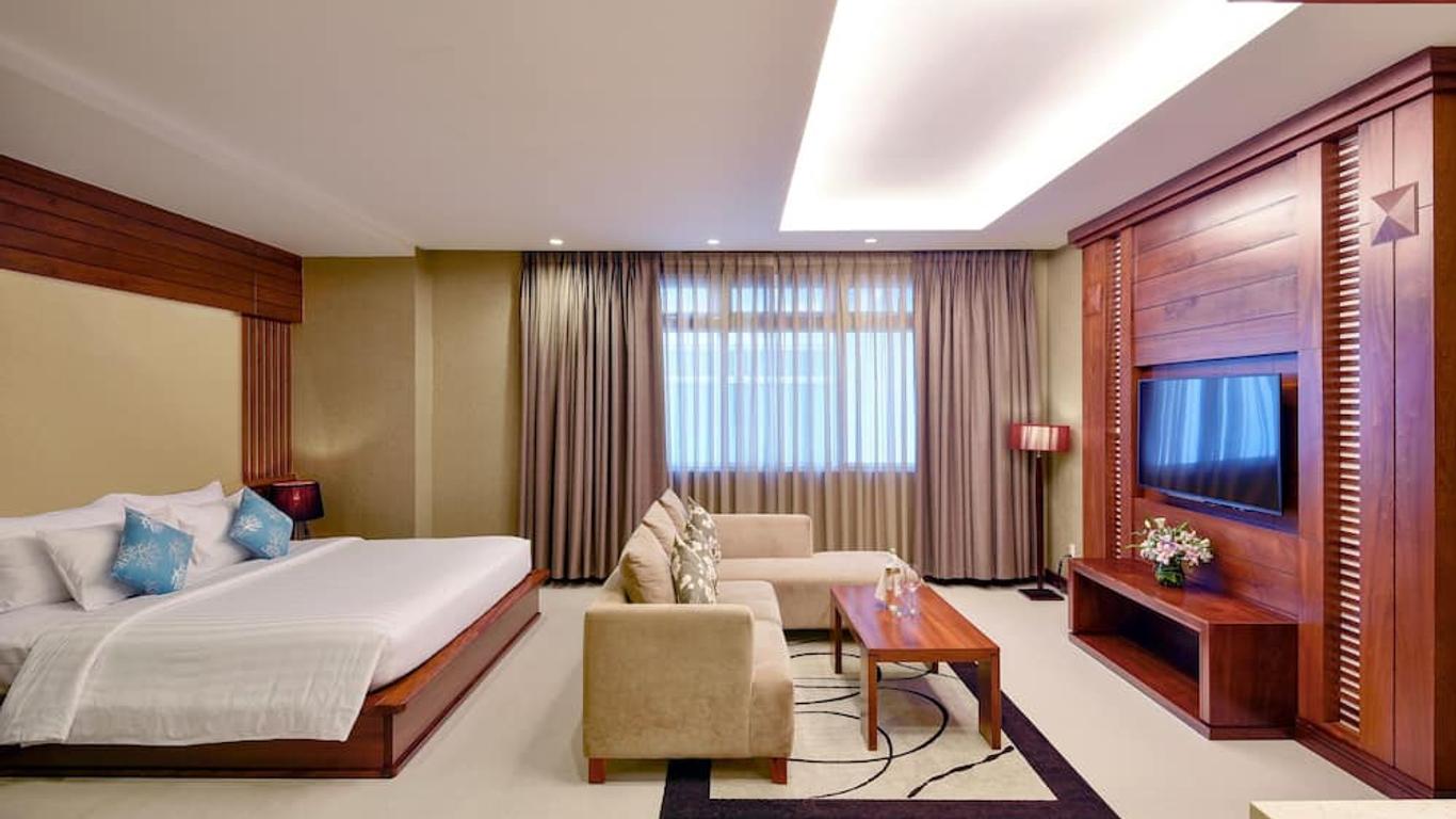 فندق اكواري