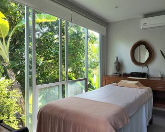 Thelifeco Phuket - Holistic Wellbeing Center - Sakhu - Κρεβατοκάμαρα