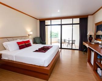 Surin Majestic Hotel - Surin - Habitación