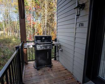 Chalet EVA - Nature, plein air et détente -Au pied du Mont Adstock - Thetford Mines - Balkon