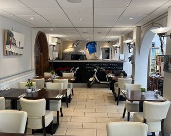Sorrento Hotel & Restaurant - Cambridge - Restaurante
