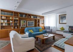 Apartment di Cri by Interhome - Andora - Soggiorno