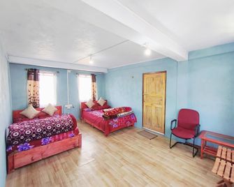 Betzer homestay - Cherrapunji - Bedroom