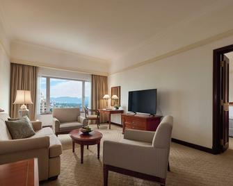 Gurney Bay Hotel, A Parkroyal Partner Hotel - George Town - Living room