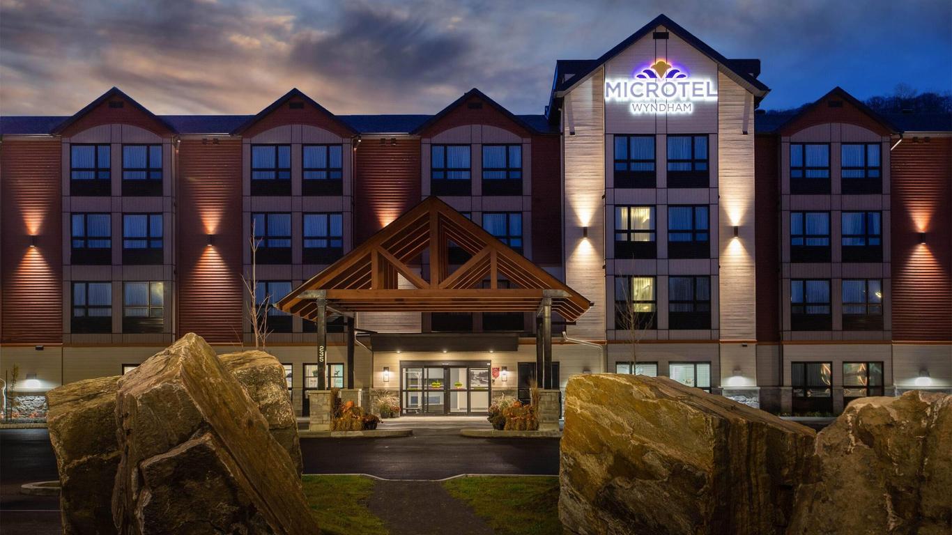 Microtel Inn & Suites by Wyndham Mont Tremblant
