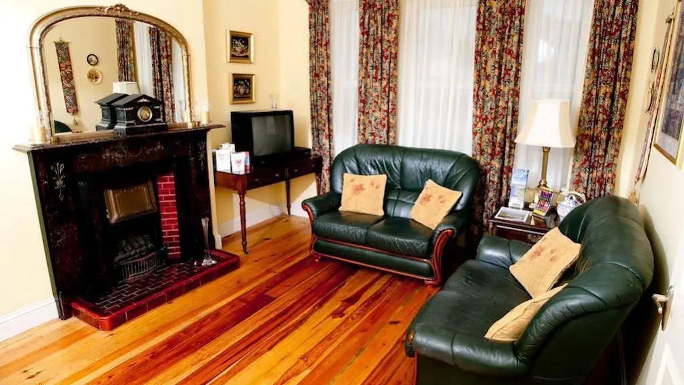 Griffin Lodge Guesthouse