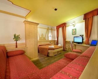 Adamello - Passo del Tonale - Living room
