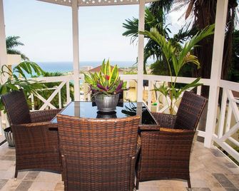 Hilltop Panoramic Seascape - Ocho Rios - Balcony