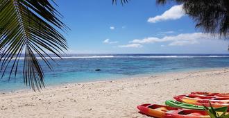 Crown Beach Resort & Spa - Rarotonga - Plaj