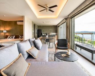 Kouri Villa Indigo - 今歸仁村 - 客廳