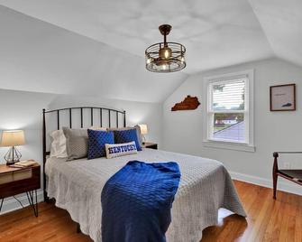 The Angels Share Quiet 4 BR in City of Bardstown by 1792 Distillery - Bardstown - Bedroom