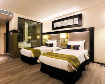 The Empresa Hotel - Mumbai - Bedroom