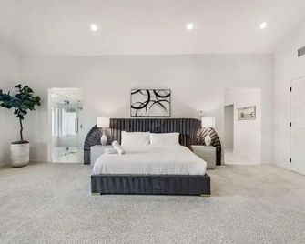 Anzio - Contemporary Bel Air Estate With Endless Amenities - Los Angeles