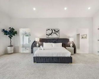 Anzio - Contemporary Bel Air Estate With Endless Amenities - Los Ángeles