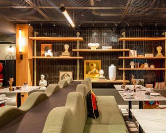 Artcore Hotel Porto - Oporto - Bar