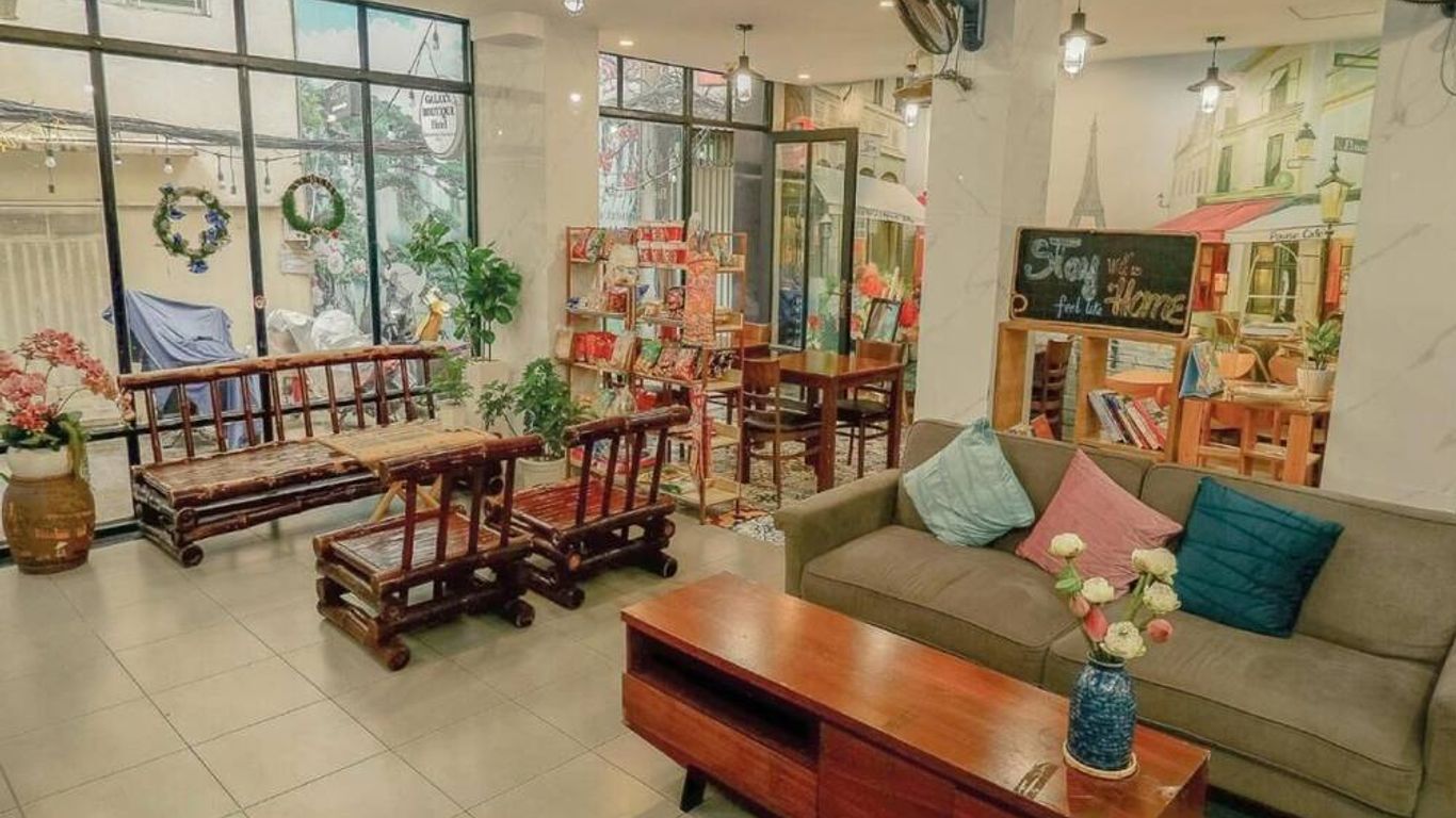 Grad Galaxy Boutique Hotel