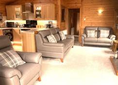 Luxury Log Cabin On The Banks Of Loch Lomond - Loch Lomond Chalet - Glasgow - Wohnzimmer